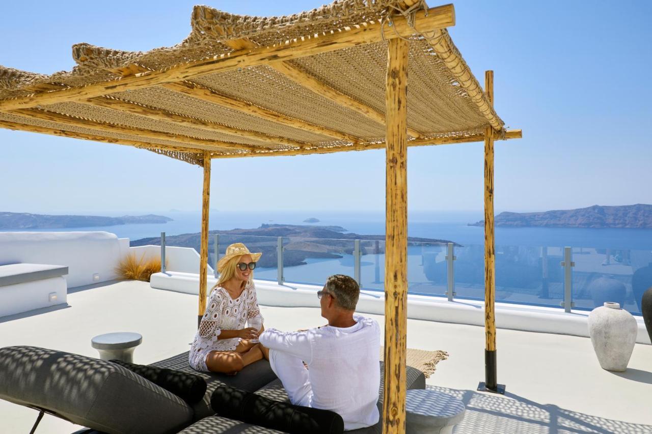 U & Me Suites ฟิรา ภายนอก รูปภาพ