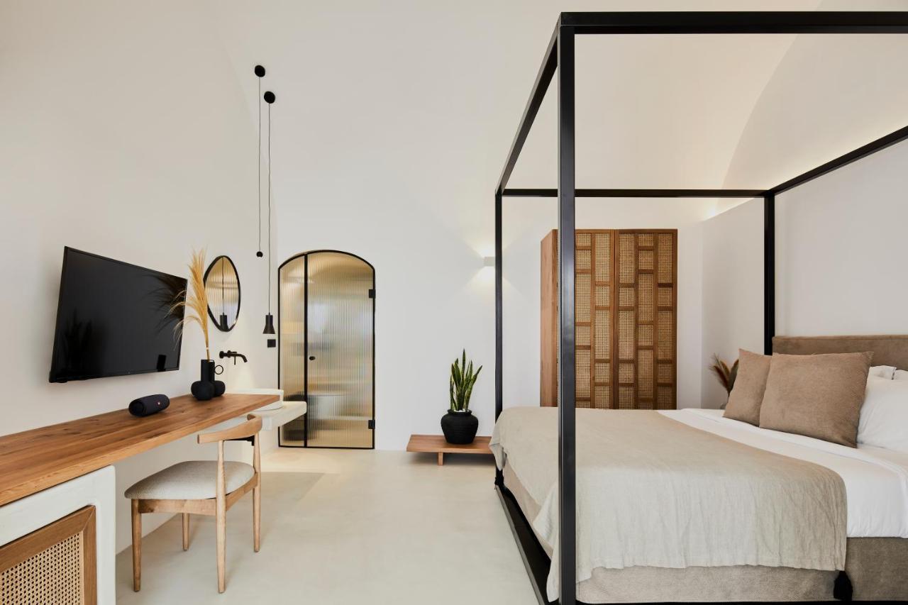 U & Me Suites ฟิรา ภายนอก รูปภาพ